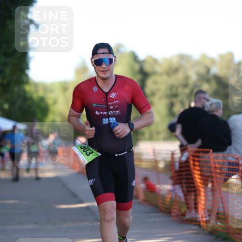 07.09.2025 - 19. Norderstedt Triathlon Michael Strokosch http://msf.ph/oto/8776234 07.09.2025 16:46:33 Laufen 397, 503, 1087 meine-sportfotos.de