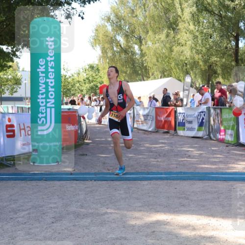 07.09.2025 - 19. Norderstedt Triathlon Zöllner http://msf.ph/oto/8776237 07.09.2025 11:58:12 Ziel 1179, 1186 meine-sportfotos.de