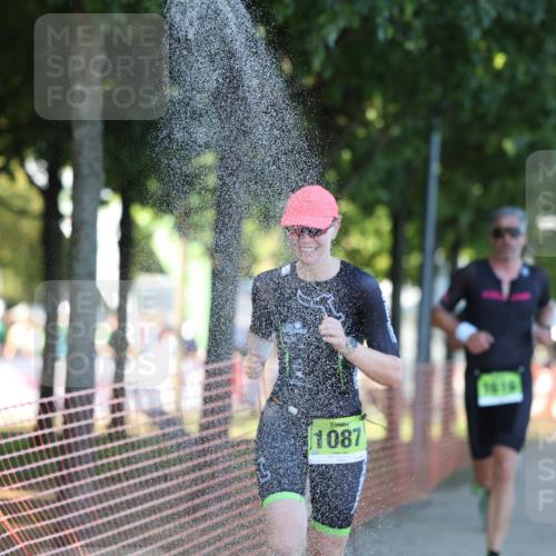 07.09.2025 - 19. Norderstedt Triathlon Michael Strokosch http://msf.ph/oto/8776250 07.09.2025 16:46:41 Laufen 383, 894, 946, 1087, 1581, 1616 meine-sportfotos.de
