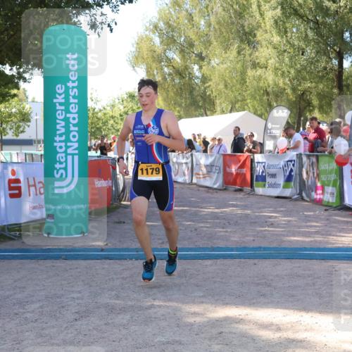 07.09.2025 - 19. Norderstedt Triathlon Zöllner http://msf.ph/oto/8776260 07.09.2025 11:58:14 Ziel 1179, 1186, 1211 meine-sportfotos.de