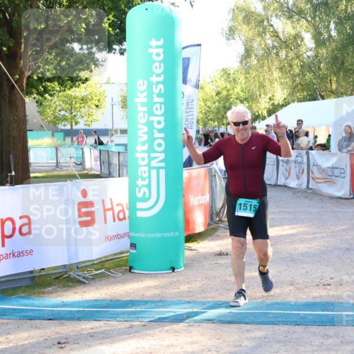 07.09.2025 - 19. Norderstedt Triathlon Zöllner http://msf.ph/oto/8776271 07.09.2025 17:07:26 Ziel 1515 meine-sportfotos.de
