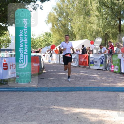 07.09.2025 - 19. Norderstedt Triathlon Zöllner http://msf.ph/oto/8776297 07.09.2025 11:58:30 Ziel 276 meine-sportfotos.de