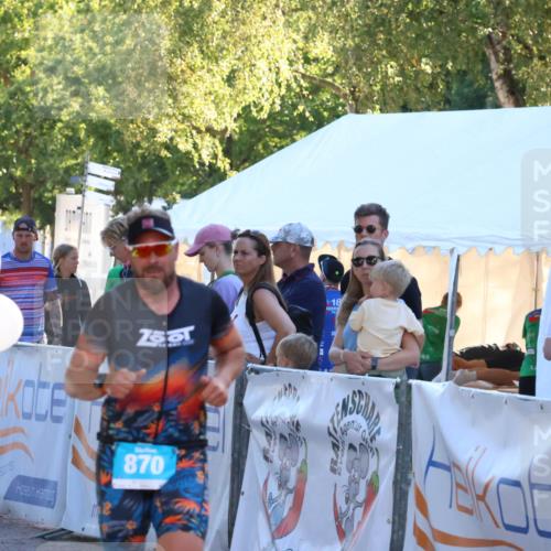07.09.2025 - 19. Norderstedt Triathlon Zöllner http://msf.ph/oto/8776301 07.09.2025 17:07:42 Ziel 870 meine-sportfotos.de