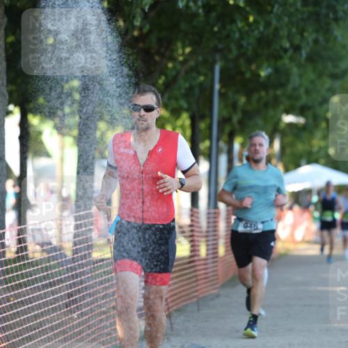 07.09.2025 - 19. Norderstedt Triathlon Michael Strokosch http://msf.ph/oto/8776311 07.09.2025 16:46:47 Laufen 383, 894, 946, 1069, 1581, 1611 meine-sportfotos.de