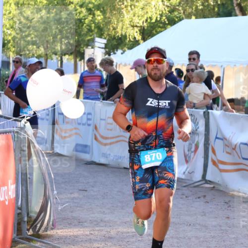07.09.2025 - 19. Norderstedt Triathlon Zöllner http://msf.ph/oto/8776323 07.09.2025 17:07:43 Ziel 870 meine-sportfotos.de