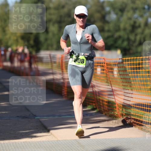 07.09.2025 - 19. Norderstedt Triathlon Michael Strokosch http://msf.ph/oto/8776327 07.09.2025 15:48:00 Laufen 888, 1507, 1508 meine-sportfotos.de