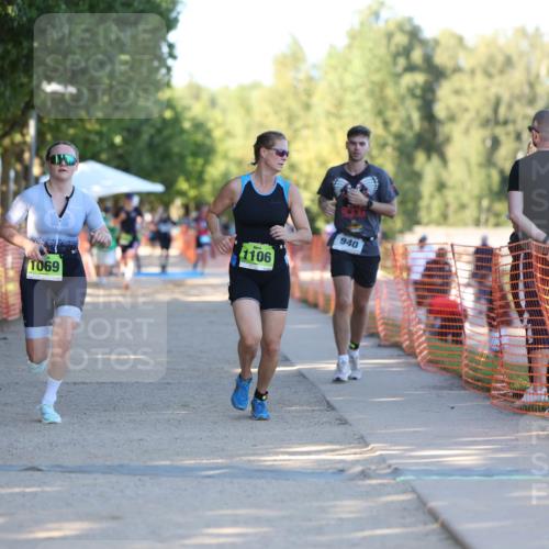 07.09.2025 - 19. Norderstedt Triathlon Michael Strokosch http://msf.ph/oto/8776328 07.09.2025 16:46:54 Laufen 940, 1069, 1106, 1611 meine-sportfotos.de