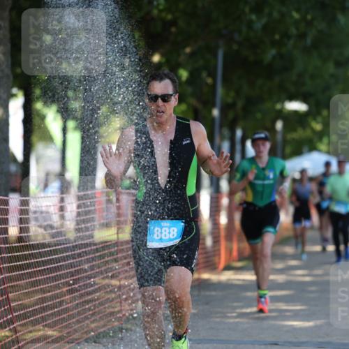 07.09.2025 - 19. Norderstedt Triathlon Michael Strokosch http://msf.ph/oto/8776338 07.09.2025 15:48:02 Laufen 452, 888, 905, 1507, 1508 meine-sportfotos.de