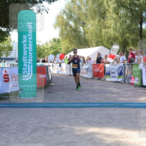 07.09.2025 - 19. Norderstedt Triathlon Zöllner http://msf.ph/oto/8776342 07.09.2025 11:58:50 Ziel 1172 meine-sportfotos.de