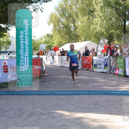 07.09.2025 - 19. Norderstedt Triathlon Zöllner http://msf.ph/oto/8776368 07.09.2025 11:59:38 Ziel 760 meine-sportfotos.de