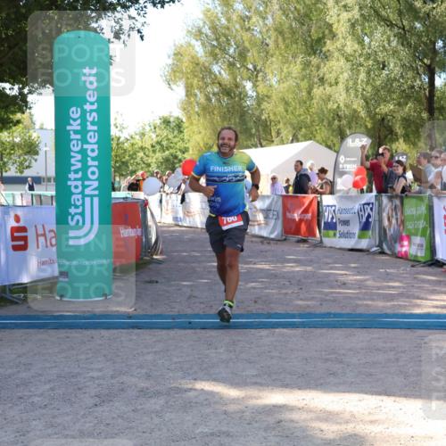 07.09.2025 - 19. Norderstedt Triathlon Zöllner http://msf.ph/oto/8776385 07.09.2025 11:59:39 Ziel 760 meine-sportfotos.de