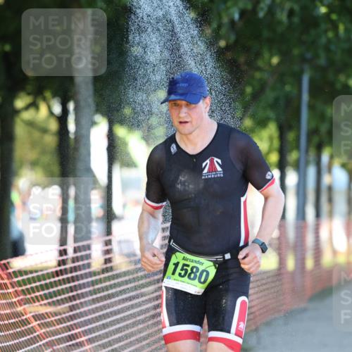 07.09.2025 - 19. Norderstedt Triathlon Michael Strokosch http://msf.ph/oto/8776386 07.09.2025 16:47:06 Laufen 945, 1464, 1580 meine-sportfotos.de