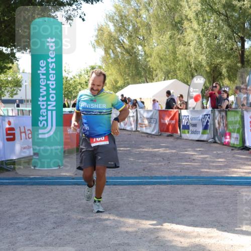 07.09.2025 - 19. Norderstedt Triathlon Zöllner http://msf.ph/oto/8776401 07.09.2025 11:59:40 Ziel 760 meine-sportfotos.de