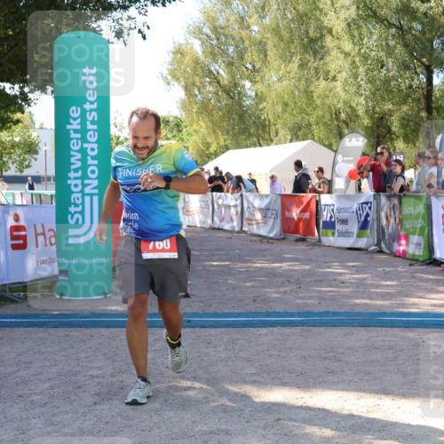 07.09.2025 - 19. Norderstedt Triathlon Zöllner http://msf.ph/oto/8776406 07.09.2025 11:59:41 Ziel 760 meine-sportfotos.de