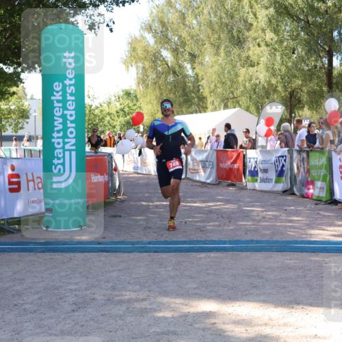 07.09.2025 - 19. Norderstedt Triathlon Zöllner http://msf.ph/oto/8776434 07.09.2025 12:00:46 Ziel 749, 1184 meine-sportfotos.de