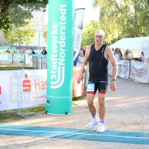 07.09.2025 - 19. Norderstedt Triathlon Zöllner http://msf.ph/oto/8776455 07.09.2025 17:08:31 Ziel 1405 meine-sportfotos.de