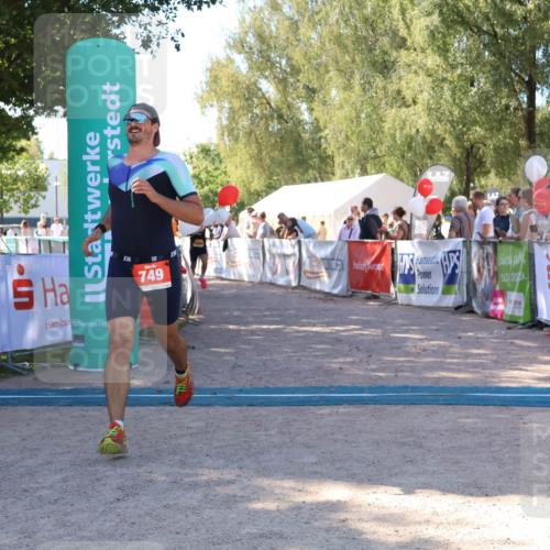 07.09.2025 - 19. Norderstedt Triathlon Zöllner http://msf.ph/oto/8776456 07.09.2025 12:00:47 Ziel 749, 1184 meine-sportfotos.de