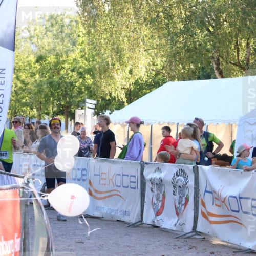 07.09.2025 - 19. Norderstedt Triathlon Zöllner http://msf.ph/oto/8776466 07.09.2025 17:09:02 Ziel 947 meine-sportfotos.de