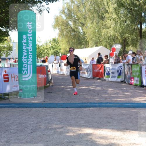 07.09.2025 - 19. Norderstedt Triathlon Zöllner http://msf.ph/oto/8776471 07.09.2025 12:00:50 Ziel 749, 1184 meine-sportfotos.de