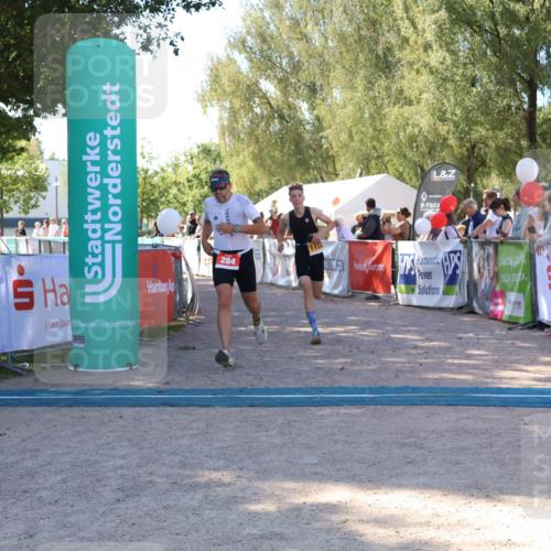 07.09.2025 - 19. Norderstedt Triathlon Zöllner http://msf.ph/oto/8776496 07.09.2025 12:01:19 Ziel 284, 1152 meine-sportfotos.de