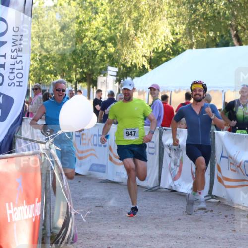 07.09.2025 - 19. Norderstedt Triathlon Zöllner http://msf.ph/oto/8776498 07.09.2025 17:09:03 Ziel 947 meine-sportfotos.de