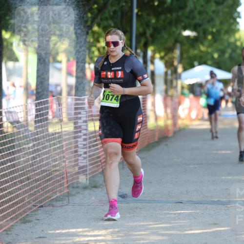 07.09.2025 - 19. Norderstedt Triathlon Michael Strokosch http://msf.ph/oto/8776509 07.09.2025 16:48:02 Laufen 396, 889, 903, 910, 932, 947, 1074 meine-sportfotos.de