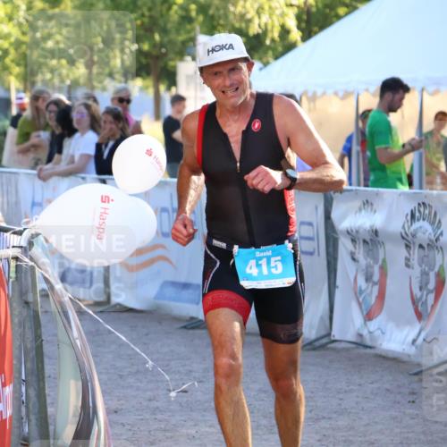 07.09.2025 - 19. Norderstedt Triathlon Zöllner http://msf.ph/oto/8776540 07.09.2025 17:10:00 Ziel 415 meine-sportfotos.de