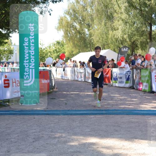 07.09.2025 - 19. Norderstedt Triathlon Zöllner http://msf.ph/oto/8776546 07.09.2025 12:01:32 Ziel 1156 meine-sportfotos.de