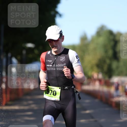 07.09.2025 - 19. Norderstedt Triathlon Michael Strokosch http://msf.ph/oto/8776560 07.09.2025 15:48:28 Laufen 1404 meine-sportfotos.de