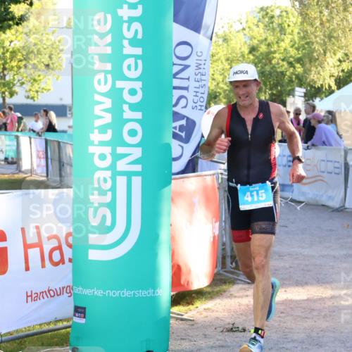 07.09.2025 - 19. Norderstedt Triathlon Zöllner http://msf.ph/oto/8776561 07.09.2025 17:10:01 Ziel 415 meine-sportfotos.de