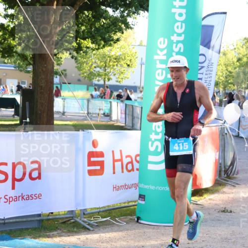 07.09.2025 - 19. Norderstedt Triathlon Zöllner http://msf.ph/oto/8776569 07.09.2025 17:10:02 Ziel 415 meine-sportfotos.de