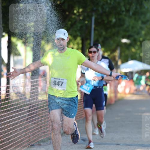 07.09.2025 - 19. Norderstedt Triathlon Michael Strokosch http://msf.ph/oto/8776571 07.09.2025 16:48:09 Laufen 889, 903, 947, 1618 meine-sportfotos.de