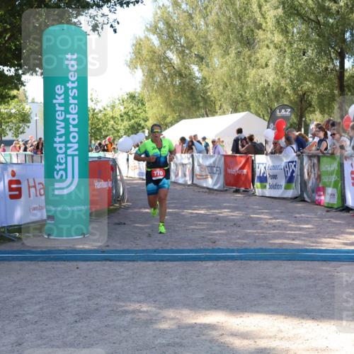 07.09.2025 - 19. Norderstedt Triathlon Zöllner http://msf.ph/oto/8776578 07.09.2025 12:01:53 Ziel 770, 1208 meine-sportfotos.de