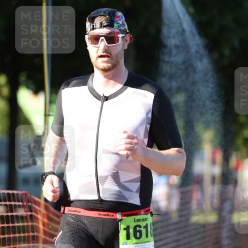 07.09.2025 - 19. Norderstedt Triathlon Michael Strokosch http://msf.ph/oto/8776608 07.09.2025 16:48:13 Laufen 903, 947, 1618 meine-sportfotos.de