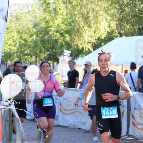 07.09.2025 - 19. Norderstedt Triathlon Zöllner http://msf.ph/oto/8776622 07.09.2025 17:11:03 Ziel 408, 945, 1410 meine-sportfotos.de