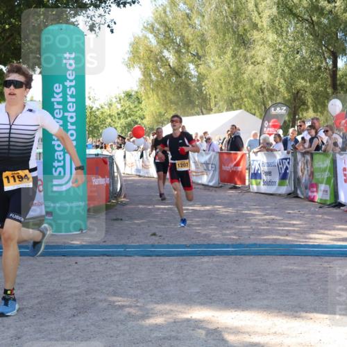 07.09.2025 - 19. Norderstedt Triathlon Zöllner http://msf.ph/oto/8776660 07.09.2025 12:03:06 Ziel 1194, 1207, 1341 meine-sportfotos.de