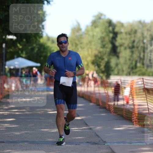 07.09.2025 - 19. Norderstedt Triathlon Michael Strokosch http://msf.ph/oto/8776669 07.09.2025 15:48:38 Laufen 382, 1404 meine-sportfotos.de