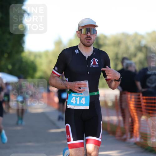 07.09.2025 - 19. Norderstedt Triathlon Michael Strokosch http://msf.ph/oto/8776686 07.09.2025 16:48:30 Laufen 414, 886, 918, 1455, 1575 meine-sportfotos.de
