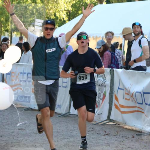 07.09.2025 - 19. Norderstedt Triathlon Zöllner http://msf.ph/oto/8776726 07.09.2025 17:11:25 Ziel 955 meine-sportfotos.de