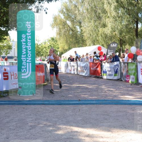 07.09.2025 - 19. Norderstedt Triathlon Zöllner http://msf.ph/oto/8776784 07.09.2025 12:04:08 Ziel 1170 meine-sportfotos.de