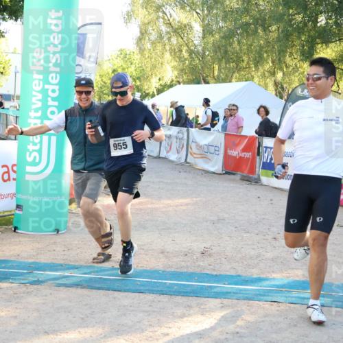 07.09.2025 - 19. Norderstedt Triathlon Zöllner http://msf.ph/oto/8776785 07.09.2025 17:11:28 Ziel 955 meine-sportfotos.de