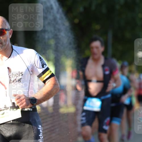 07.09.2025 - 19. Norderstedt Triathlon Michael Strokosch http://msf.ph/oto/8776863 07.09.2025 16:49:01 Laufen 882, 914, 1108, 1448, 1460, 1588 meine-sportfotos.de