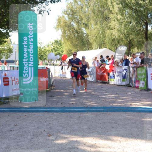 07.09.2025 - 19. Norderstedt Triathlon Zöllner http://msf.ph/oto/8776867 07.09.2025 12:05:56 Ziel 1181, 1193 meine-sportfotos.de