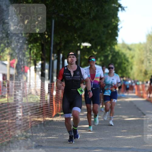 07.09.2025 - 19. Norderstedt Triathlon Michael Strokosch http://msf.ph/oto/8776880 07.09.2025 15:49:25 Laufen 407, 438, 475, 968 meine-sportfotos.de