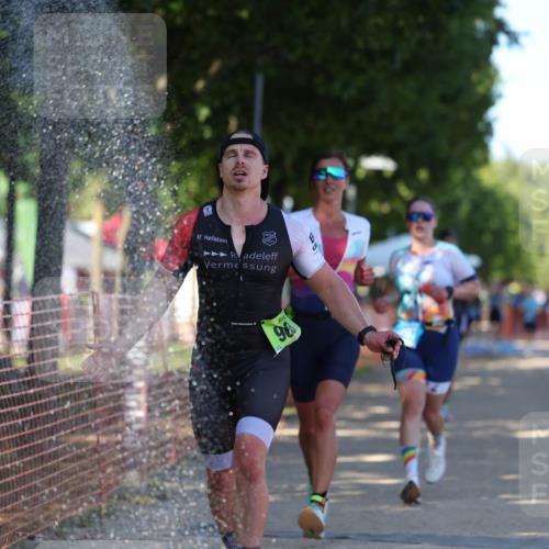 07.09.2025 - 19. Norderstedt Triathlon Michael Strokosch http://msf.ph/oto/8776896 07.09.2025 15:49:26 Laufen 407, 438, 475, 968 meine-sportfotos.de