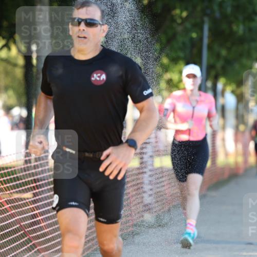 07.09.2025 - 19. Norderstedt Triathlon Michael Strokosch http://msf.ph/oto/8776899 07.09.2025 16:49:07 Laufen 914, 1448, 1574 meine-sportfotos.de