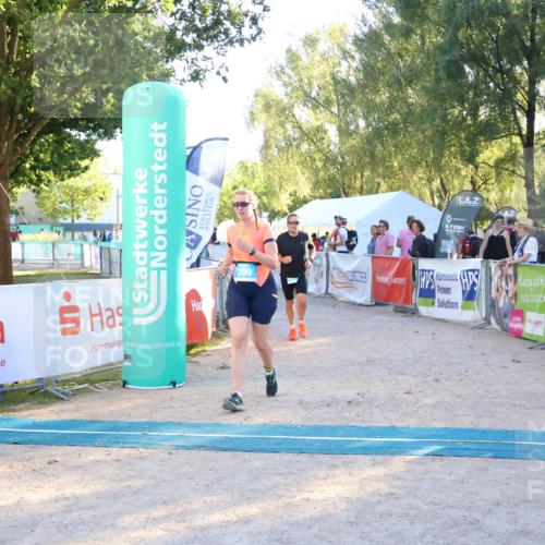 07.09.2025 - 19. Norderstedt Triathlon Zöllner http://msf.ph/oto/8776900 07.09.2025 17:12:09 Ziel 390, 1413 meine-sportfotos.de