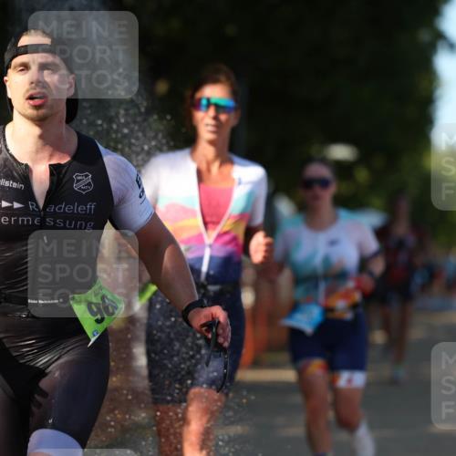 07.09.2025 - 19. Norderstedt Triathlon Michael Strokosch http://msf.ph/oto/8776917 07.09.2025 15:49:28 Laufen 407, 438, 475, 968 meine-sportfotos.de