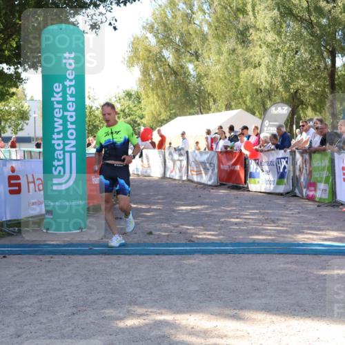 07.09.2025 - 19. Norderstedt Triathlon Zöllner http://msf.ph/oto/8776923 07.09.2025 12:07:21 Ziel 771 meine-sportfotos.de