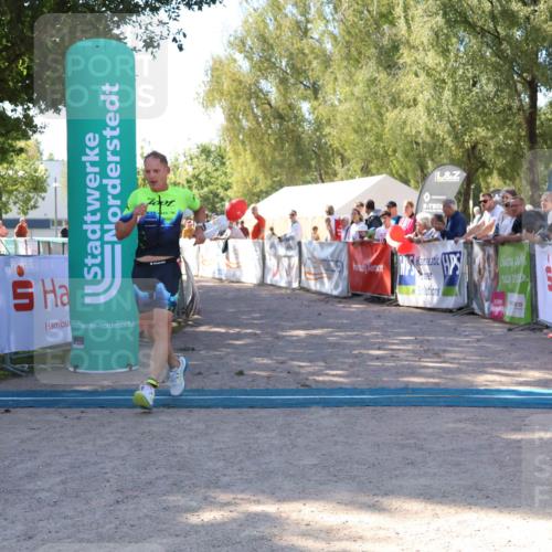 07.09.2025 - 19. Norderstedt Triathlon Zöllner http://msf.ph/oto/8776926 07.09.2025 12:07:22 Ziel 771 meine-sportfotos.de